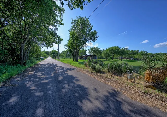 Photo 2 of Land for sale at 510 E Locust St, Nocona, TX 76255 | MLS# 20758053 | Listing updated on 2026-09-30