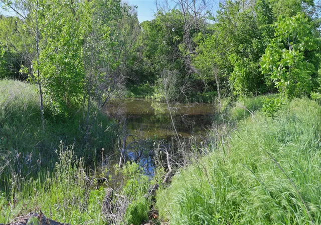 Photo 3 of Land for sale at 510 E Locust St, Nocona, TX 76255 | MLS# 20758053 | Listing updated on 2026-09-30