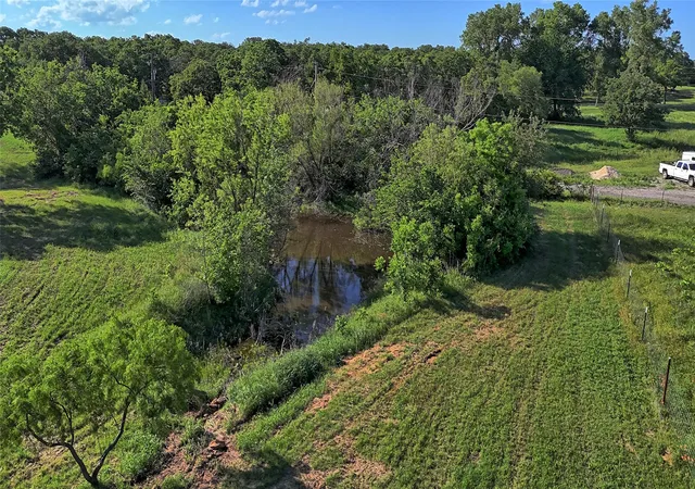 Photo 3 of Land for sale at 510 E Locust St, Nocona, TX 76255 | MLS# 20758053 | Listing updated on 2026-09-30