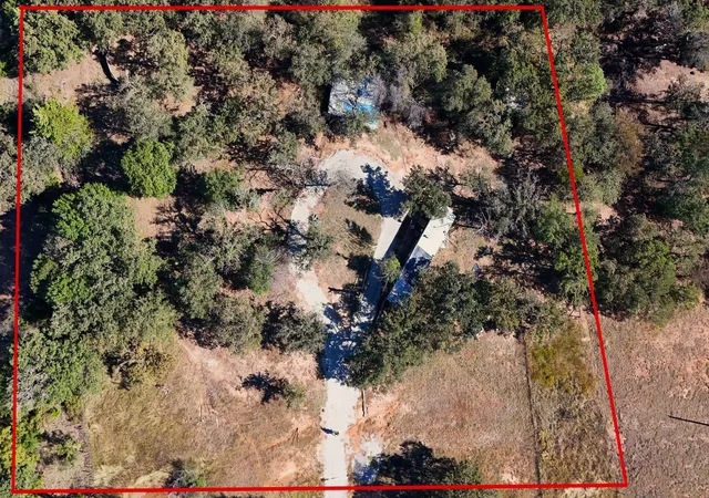 1st image of 689 Hunter Trl, Bridgeport, TX 76426 | MLS# 20773907