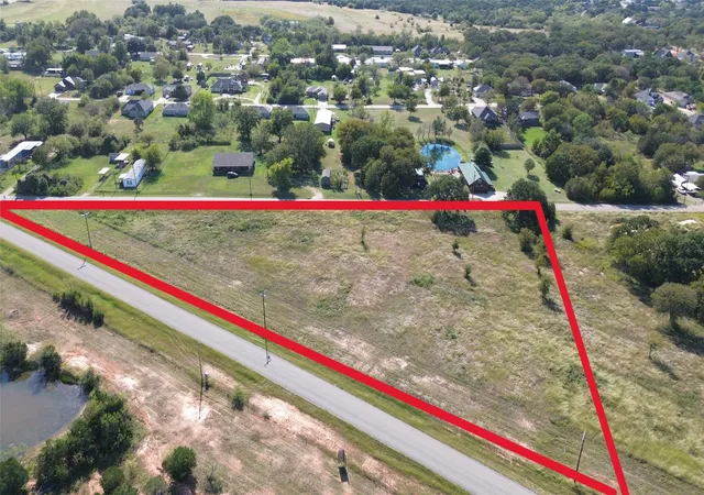 2nd image of 3600 Power Plant Ct, Granbury, TX 76048 | MLS# 20771341