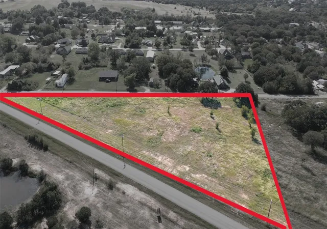 4th image of 3600 Power Plant Ct, Granbury, TX 76048 | MLS# 20771341
