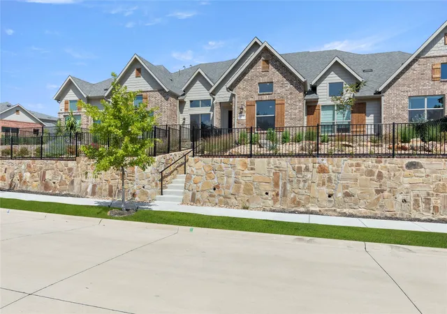 Homes for sale in Rowlett, TX | 12500 Audubon Trl, Rowlett, TX 75089 | MLS# 20783771