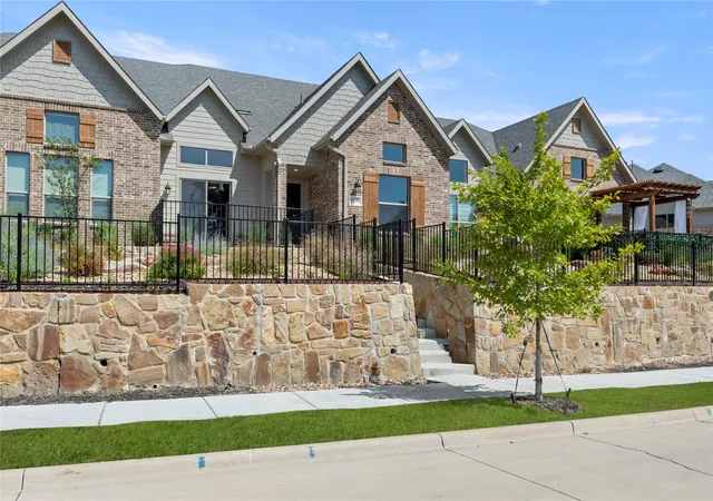 Homes for sale in Rowlett, TX | 12500 Audubon Trl, Rowlett, TX 75089 | MLS# 20783771