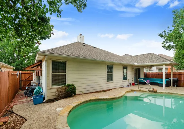 Homes for sale in Aubrey, TX | 1504 Morning Dove, Aubrey, TX 76227 | MLS# 20786770