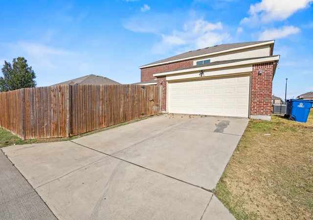Homes for sale in De Soto, TX | 728 Jewelflower Dr, De Soto, TX 75115 | MLS# 20789144