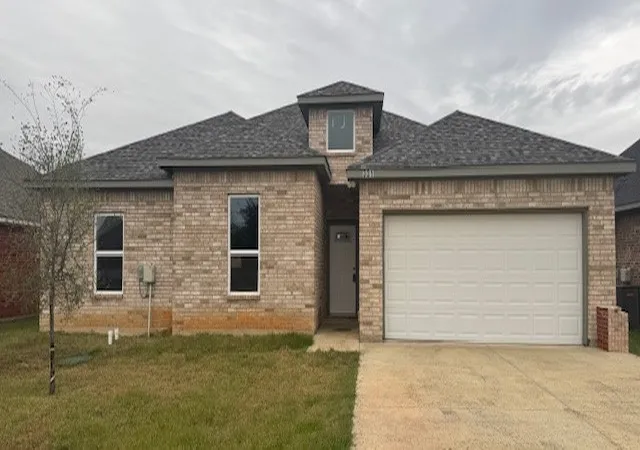 Photo 1 of Single family home for sale at 331 Port Dr, Gun Barrel City, TX 75156 | MLS# 20793433 | Listing updated on 2026-08-03