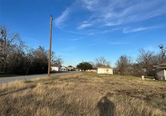 Homes for sale in Terrell, TX | 405 College Md Rd, Terrell, TX 75160 | MLS# 20812713