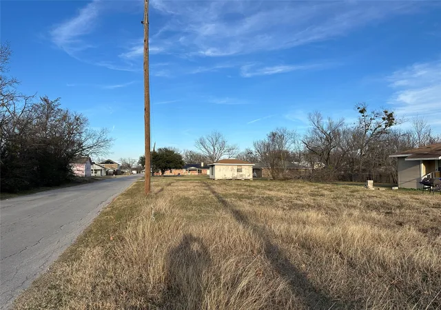 Homes for sale in Terrell, TX | 405 College Md Rd, Terrell, TX 75160 | MLS# 20812713