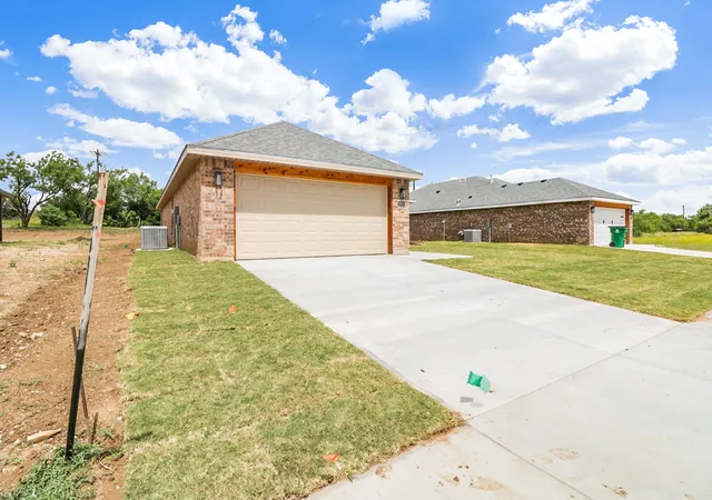 Homes for sale in Coleman, TX | 804 Bella Blvd, Coleman, TX 76834 | MLS# 20818267