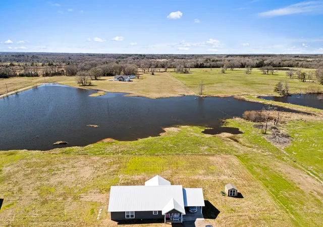 Homes for sale in Pittsburg, TX | 349 County Rd 3104, Pittsburg, TX 75686 | MLS# 20828753
