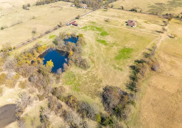 Photo 3 of Single family home for sale at 1310 County Road 3566, Dike, TX 75437 | MLS# 20822524 | Listing updated on 2026-10-01