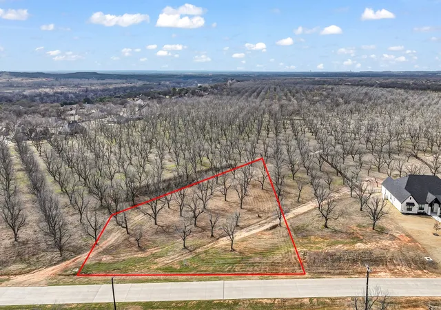 Photo 3 of Land for sale at 8419 W Landings Rd, Granbury, TX 76049 | MLS# 20823464 | Listing updated on 2026-07-16