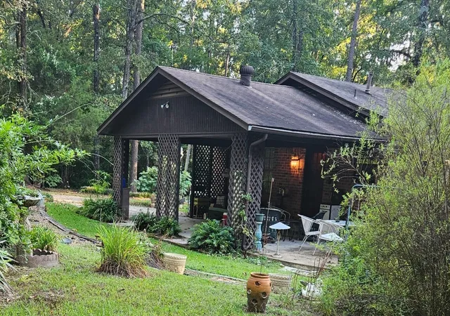 Photo 3 of Single family home for sale at 7105 Rodessa Ida Rd, Ida, LA 71044 | MLS# 20829450 | Listing updated on 2026-08-28