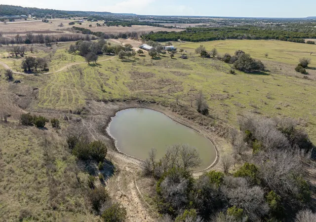 Photo 4 of House for sale at 172 Private Road 2361, Meridian, TX 76665 | MLS# 20833448 | Listing updated on 2026-08-24