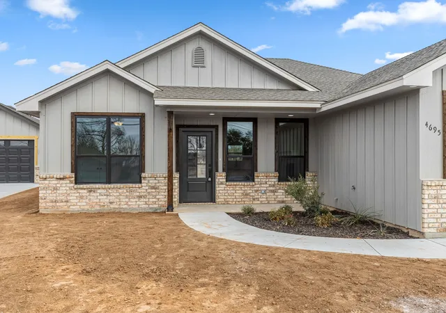 Homes for sale in Wichita Falls, TX | 4695 Sisk Rd, Wichita Falls, TX 76310 | MLS# 20832237