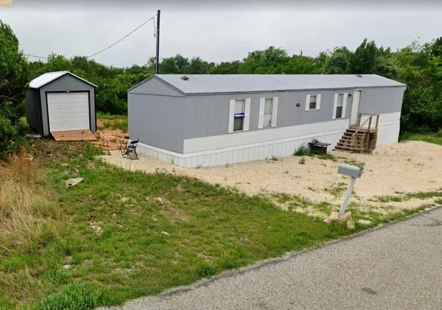 Photo 1 of Manufactured home for sale at 3509 Evergreen Dr, Granbury, TX 76048 | MLS# 20841413 | Listing updated on 2026-07-27