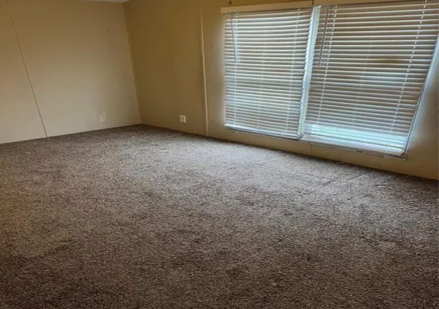 Photo 3 of Manufactured home for sale at 3509 Evergreen Dr, Granbury, TX 76048 | MLS# 20841413 | Listing updated on 2026-07-27