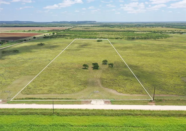 Homes for sale in Bradshaw, TX | T4 County Road 204, Bradshaw, TX 79567 | MLS# 20842023