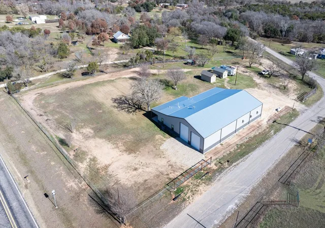 Homes for sale in Tolar, TX | 7703 Prairie Creek Ln, Tolar, TX 76476 | MLS# 20843605