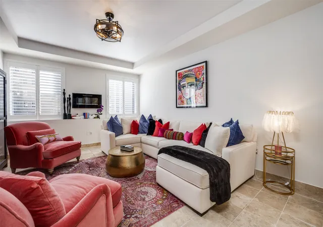 Photo 3 of Condo for sale at 1505 Elm St #501, Dallas, TX 75201 | MLS# 20836013 | Listing updated on 2026-08-22