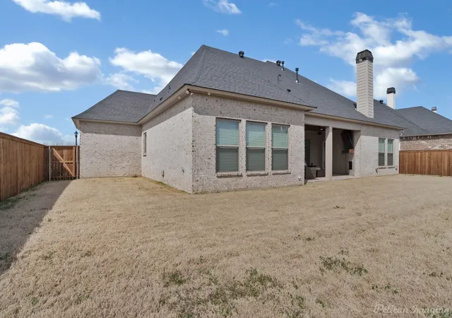 Homes for sale in Bossier City, LA | 704 Calcasieu Pass, Bossier City, LA 71111 | MLS# 20850621
