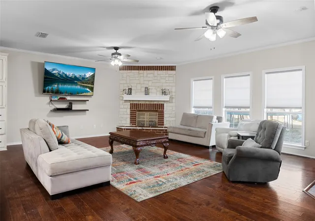 Homes for sale in Sulphur Springs, TX | 302 Briarwood Ln, Sulphur Springs, TX 75482 | MLS# 20852501