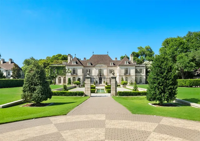 Photo 1 of Mansion for sale at 5619 Walnut Hill Ln, Dallas, TX 75229 | MLS# 20854653 | Listing updated on 2026-09-23