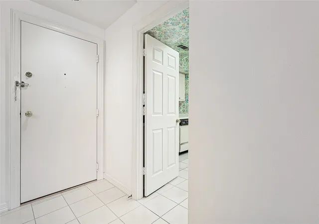 Photo 3 of Condo for sale at 5200 Keller Springs Rd #821, Dallas, TX 75248 | MLS# 20856595 | Listing updated on 2026-08-28