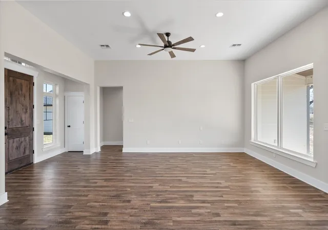 Photo 3 of Single family home for sale at 4003 Nettle Rd, Streetman, TX 75859 | MLS# 20855564 | Listing updated on 2026-08-25