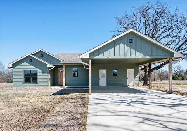 Photo 2 of Single family home for sale at 14174 Clark Dr, Streetman, TX 75859 | MLS# 20855609 | Listing updated on 2026-08-25