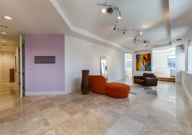 Sale Pending at 1505 Elm St #1004, Dallas, TX 75201 | MLS# 20855002 | Listing updated on 2026-09-29