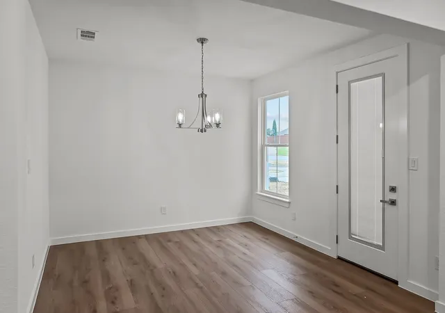 Photo 4 of Townhouse for sale at 9565 Thorncrown Ln, Fort Worth, TX 76179 | MLS# 20866159 | Listing updated on 2026-07-24