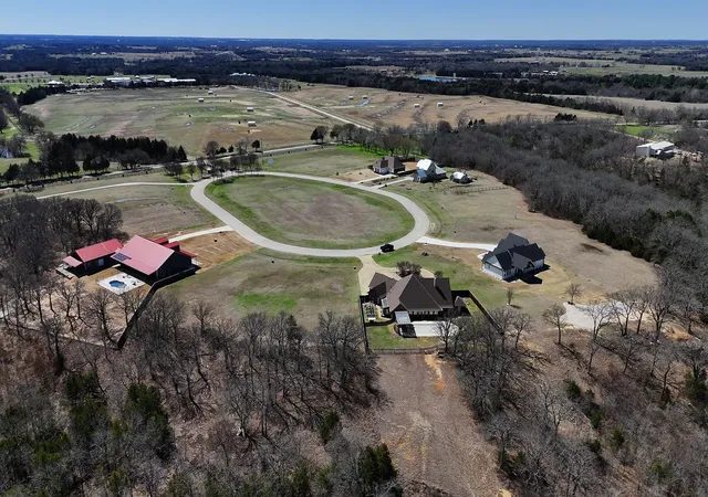 Photo 3 of Sale Pending at 144 Texoma Bluffs Cir, Gordonville, TX 76245 | MLS# 20867336 | Listing updated on 2026-07-21