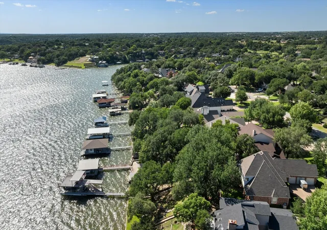 Photo 3 of Single family home for sale at 5202 Comanche Vista Trl, Granbury, TX 76049 | MLS# 20870306 | Listing updated on 2026-08-28