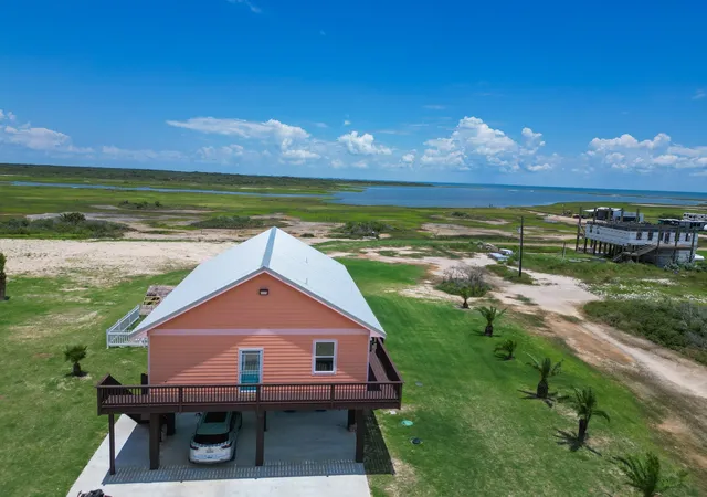 Photo 1 of Single family home for sale at 904 W Polk Ave, Port O Connor, TX 77982 | MLS# 20871017 | Listing updated on 2026-07-28