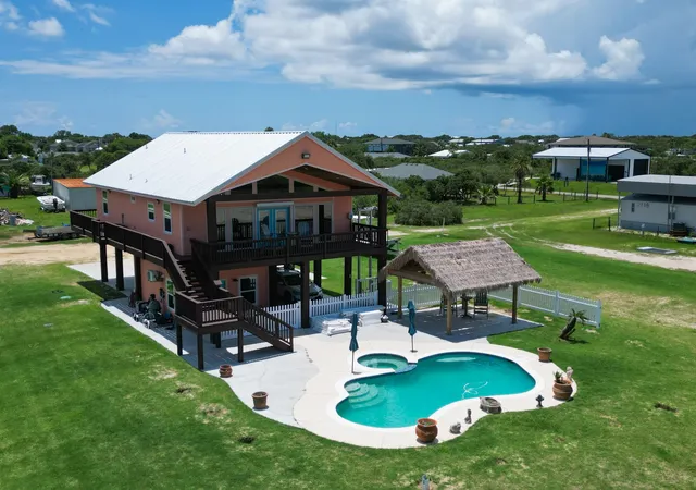 Photo 4 of Single family home for sale at 904 W Polk Ave, Port O Connor, TX 77982 | MLS# 20871017 | Listing updated on 2026-07-28