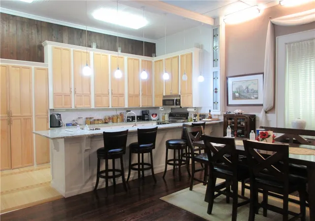 Photo 3 of Single family home for sale at 201 Live Oak St, Marlin, TX 76661 | MLS# 224657 | Listing updated on 2026-07-21