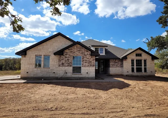 Homes for sale in Lacy Lakeview, TX | 647 Mesquite Tree Rd, Lacy Lakeview, TX 76705 | MLS# 227901