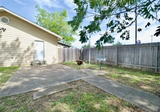 Homes for sale in Mexia, TX | 816 E Milam St, Mexia, TX 76667 | MLS# 226634