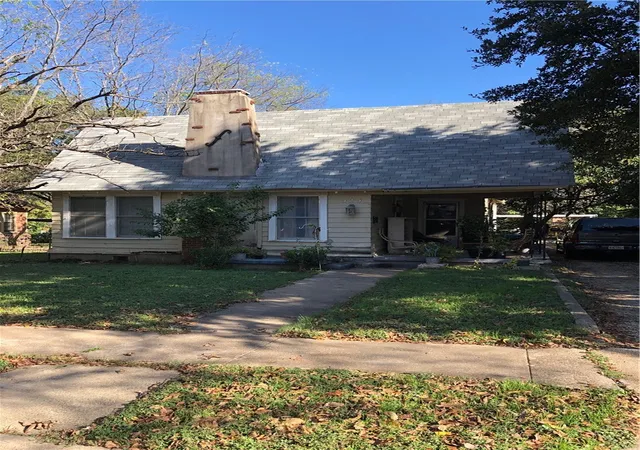 Photo 1 of Single family home for sale at 523 N 31st, Waco, TX 76707 | MLS# 225738 | Listing updated on 2026-07-17