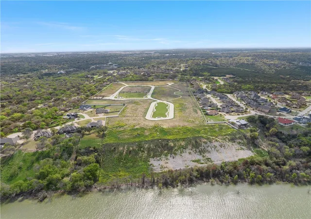 Photo 1 of Land for sale at 9 Pinehurst Dr, Woodway, TX 76712 | MLS# 222113 | Listing updated on 2026-07-06