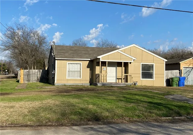 Photo 1 of Single family home for sale at 3421 N 24th St, Waco, TX 76708 | MLS# 225743 | Listing updated on 2026-07-17