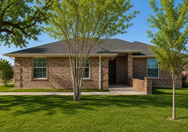 Photo 1 of Single family home for sale at 606 W Mulberry St, Decatur, TX 76234 | MLS# 20876447 | Listing updated on 2026-07-28