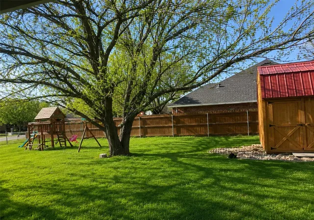 Homes for sale in Decatur, TX | 606 W Mulberry St, Decatur, TX 76234 | MLS# 20876447
