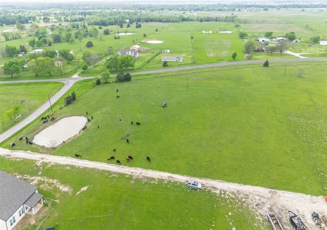 Photo 1 of Land for sale at Lot 1 Cr 3517, Quinlan, TX 75474 | MLS# 20879311 | Listing updated on 2026-09-24