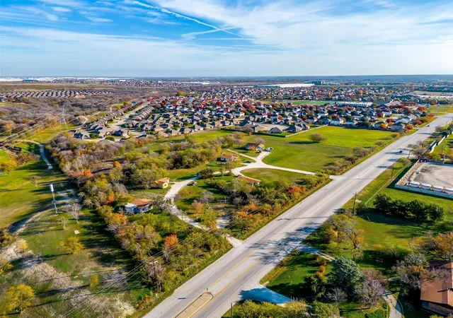 Photo 4 of Land for sale at 1101 E Main St, Crowley, TX 76036 | MLS# 20879918 | Listing updated on 2026-08-19
