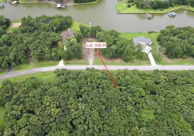 Land for sale at Lot 105-R Waters Edge Dr, Corsicana, TX 75109 | MLS# 20881005