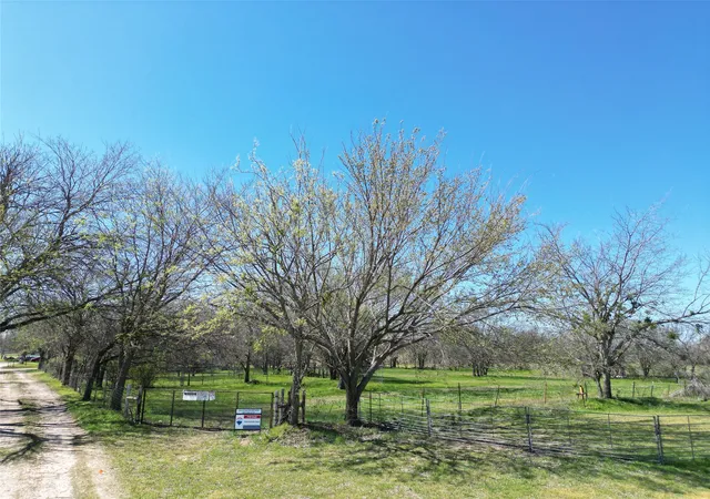 Photo 1 of Land for sale at Tbd Mimosa St, Paradise, TX 76073 | MLS# 20882023 | Listing updated on 2026-07-23