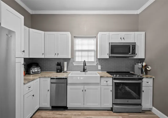 Photo 2 of Single family home for sale at 63 Live Oak St, Alvarado, TX 76009 | MLS# 20885689 | Listing updated on 2026-10-05